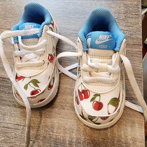 Nike Air Force 1, Cherry, Toddler size 5c
